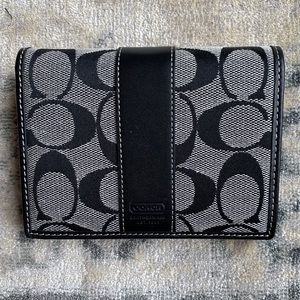 Like New Coach Wallet